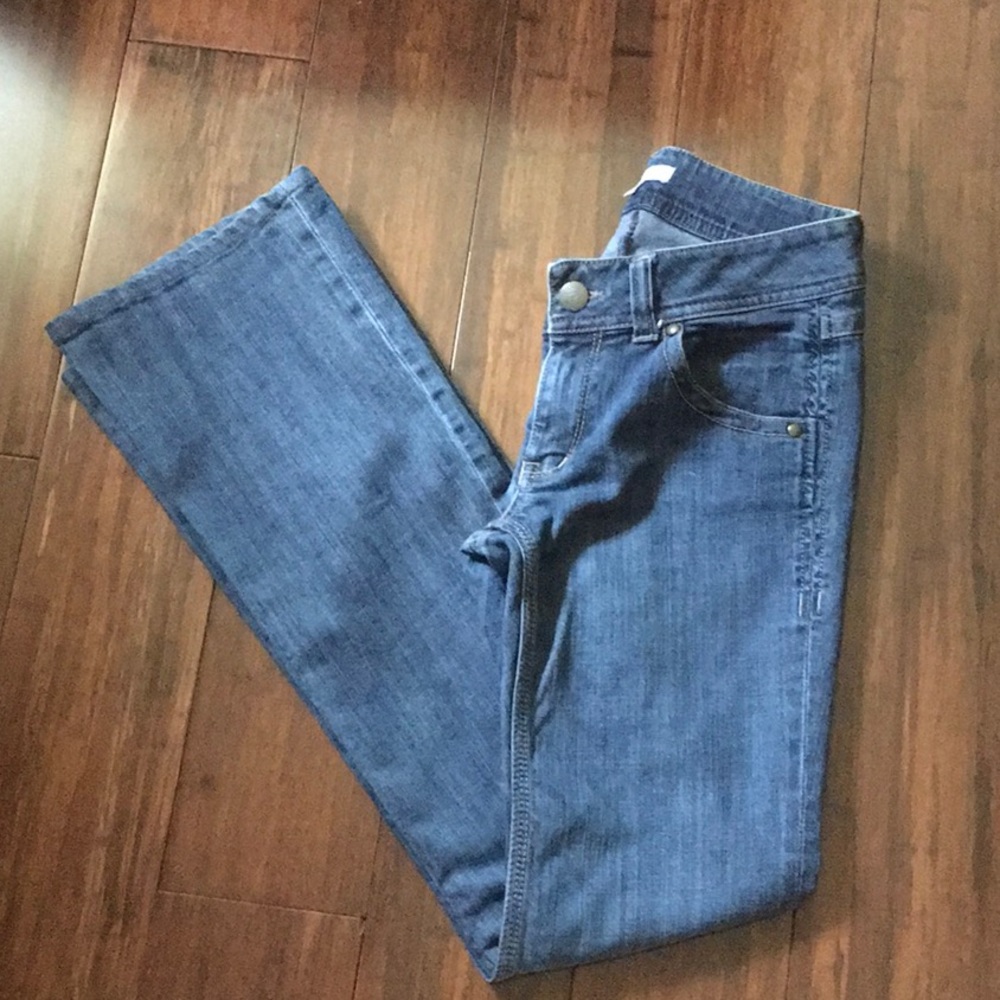 CABI JEANS - Picture 2 of 6